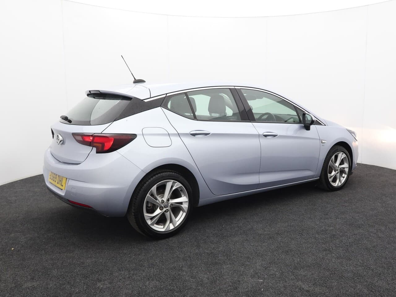 Vauxhall Astra 1.4i Turbo SRi Nav — image 6