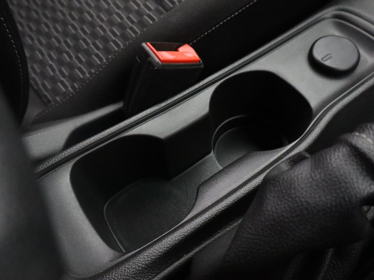 Vauxhall Astra 1.4i Turbo SRi Nav — image 26