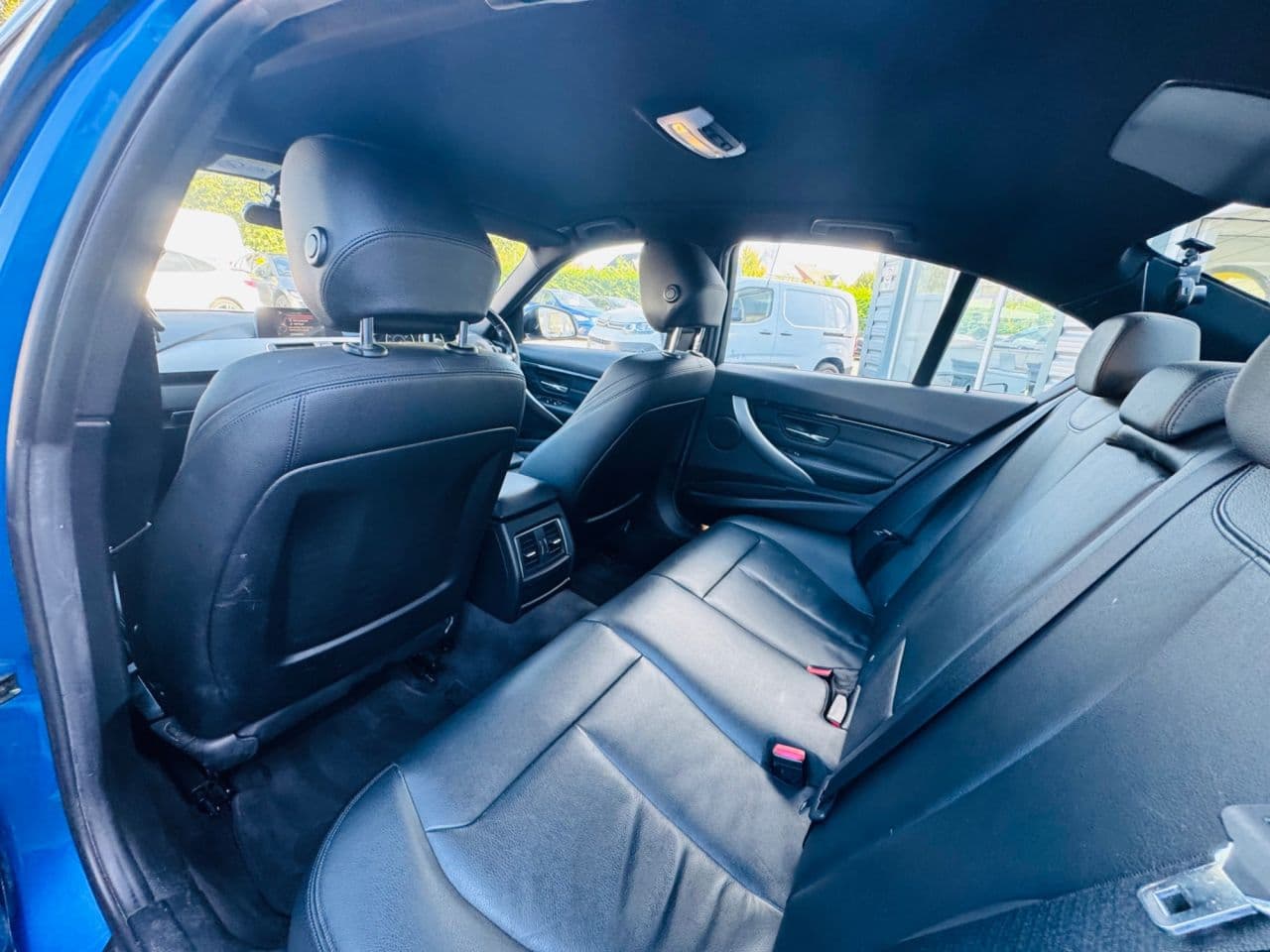 BMW 3 Series 3.0 335d M Sport — image 17