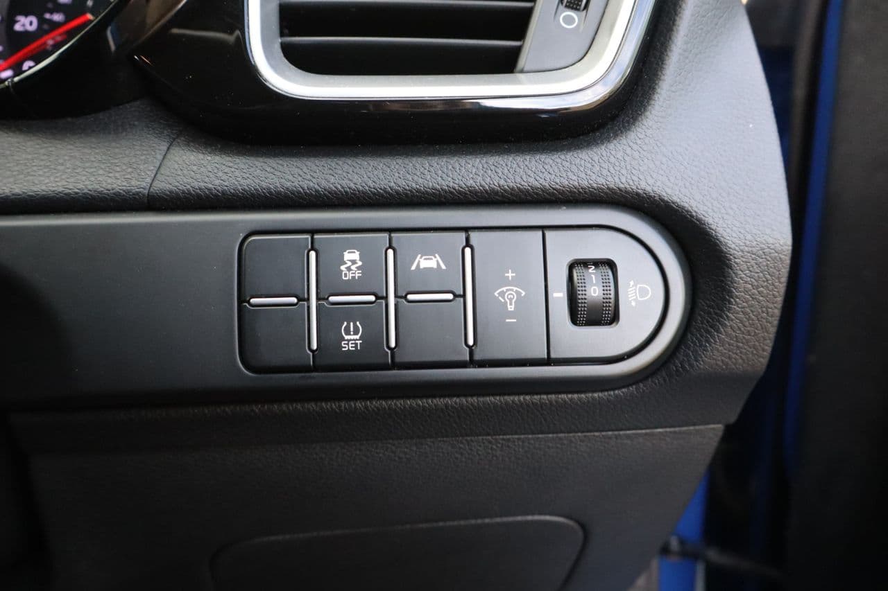 Kia Ceed 1.5 T-GDi GT-Line — image 40