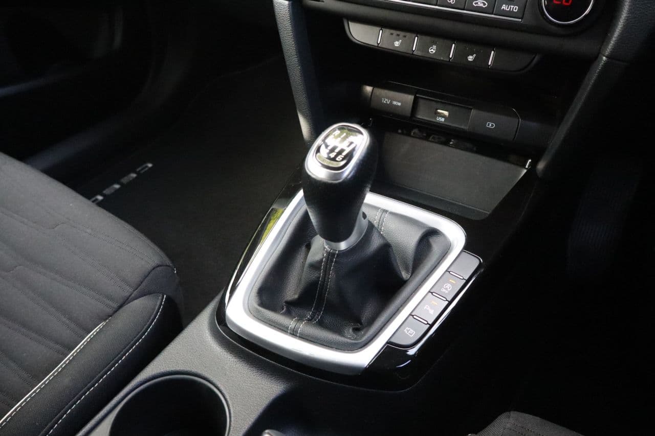 Kia Ceed 1.5 T-GDi GT-Line — image 19