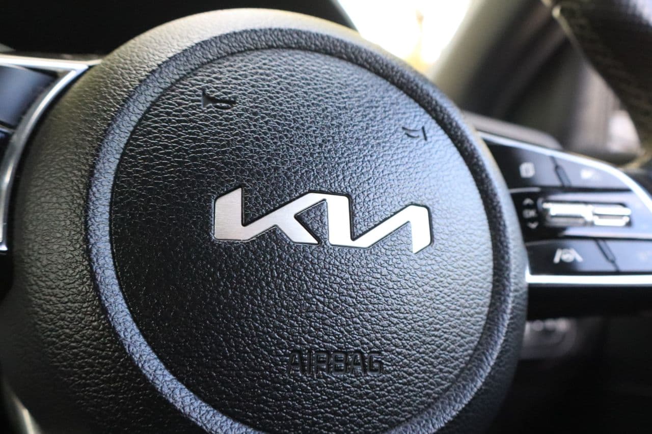 Kia Ceed 1.5 T-GDi GT-Line — image 16
