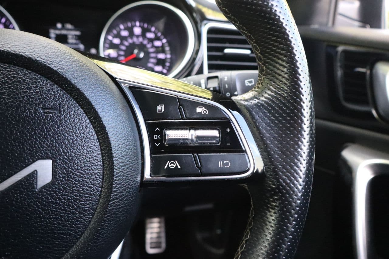Kia Ceed 1.5 T-GDi GT-Line — image 15