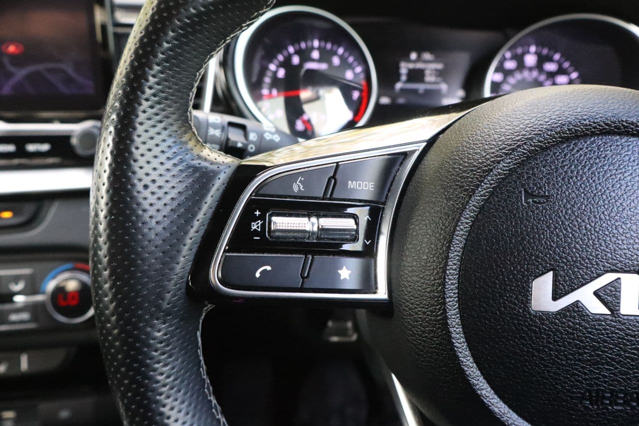 Kia Ceed 1.5 T-GDi GT-Line — image 14
