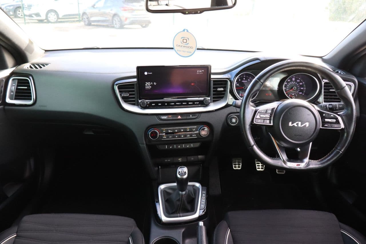 Kia Ceed 1.5 T-GDi GT-Line — image 10