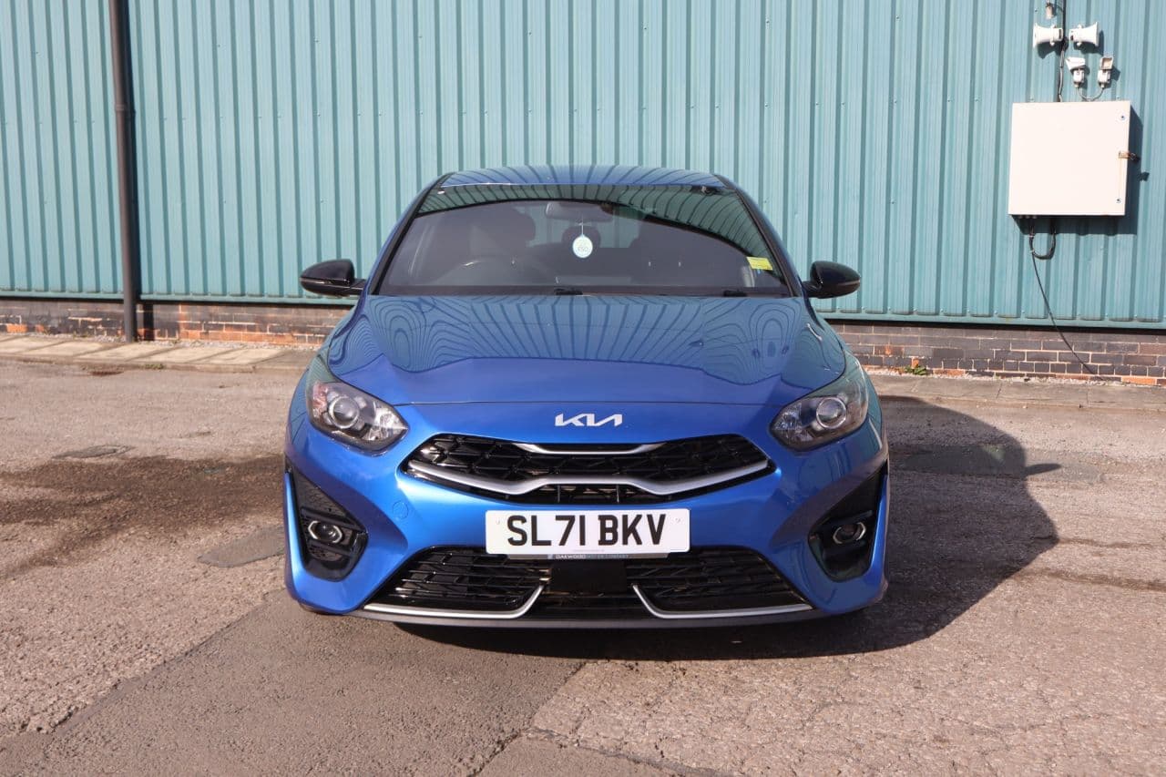 Kia Ceed 1.5 T-GDi GT-Line — image 9