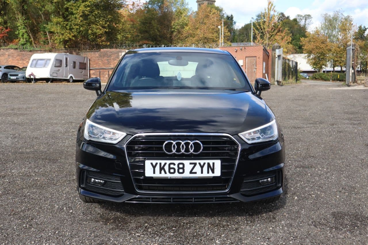 Audi A1 1.0 TFSI S line — image 5