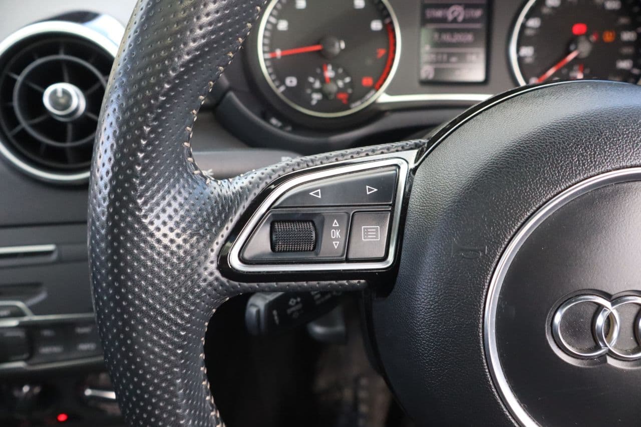 Audi A1 1.0 TFSI S line — image 21