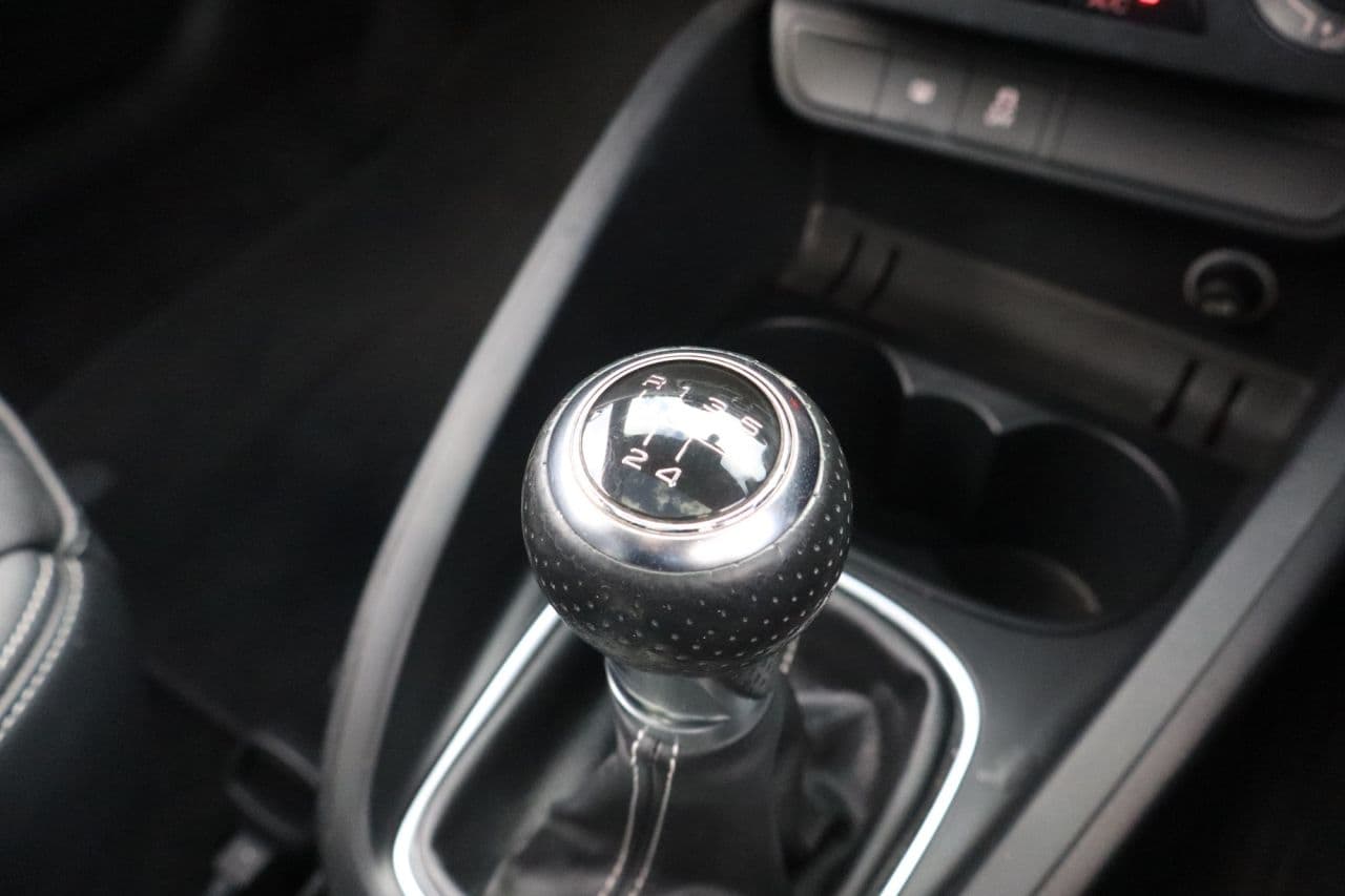 Audi A1 1.0 TFSI S line — image 27