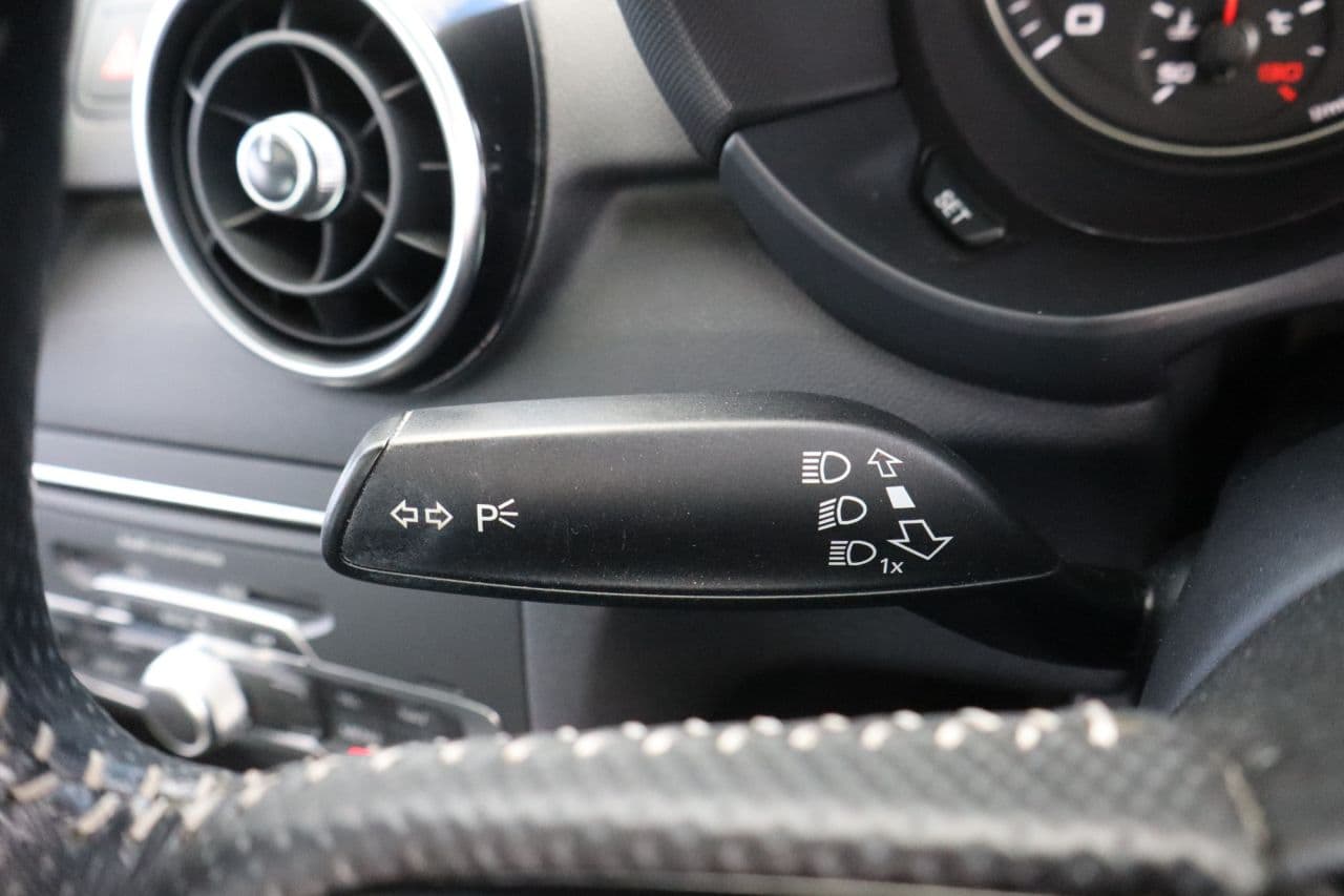 Audi A1 1.0 TFSI S line — image 36