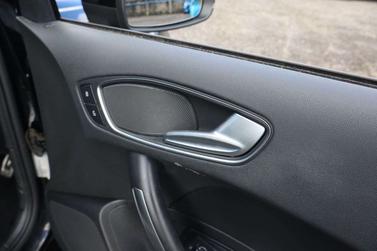 Audi A1 1.0 TFSI S line — image 42