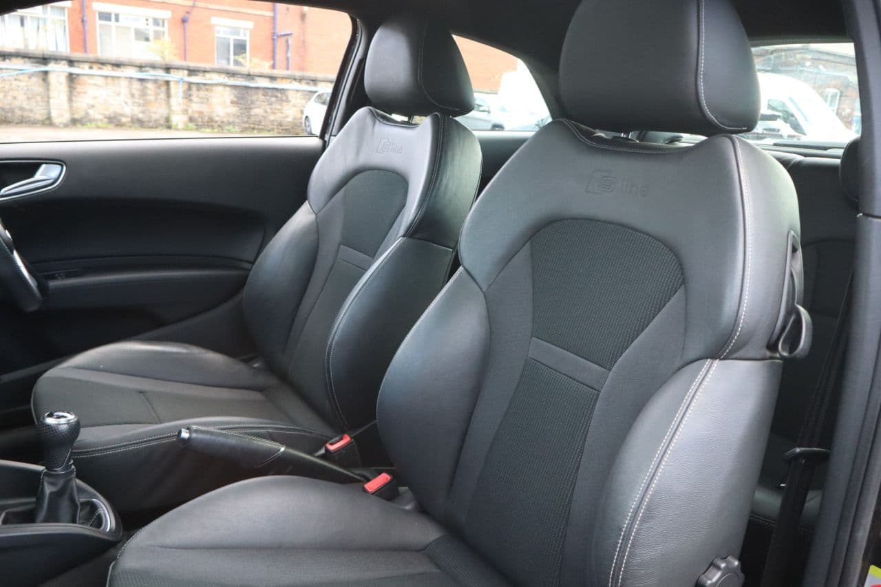 Audi A1 1.0 TFSI S line — image 46