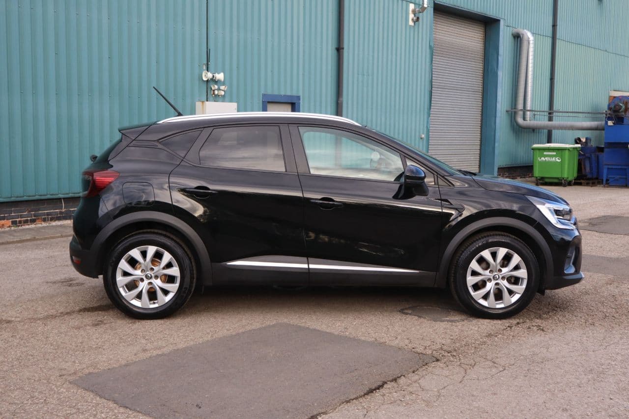 Renault Captur 1.5 Blue dCi Iconic — image 4
