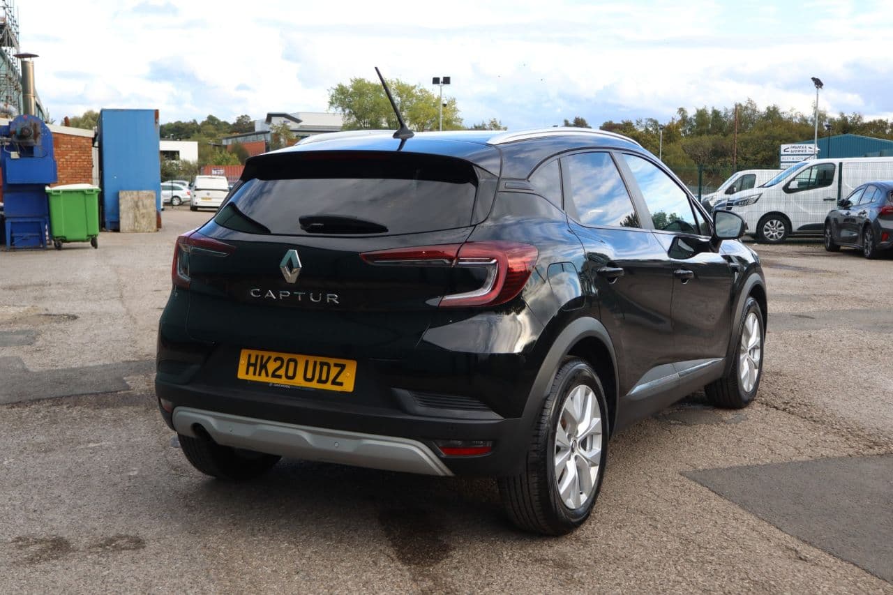 Renault Captur 1.5 Blue dCi Iconic — image 5