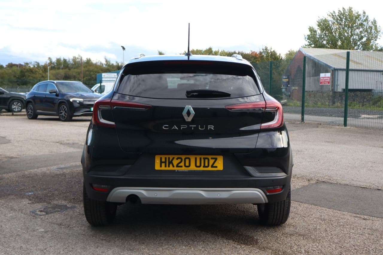 Renault Captur 1.5 Blue dCi Iconic — image 6