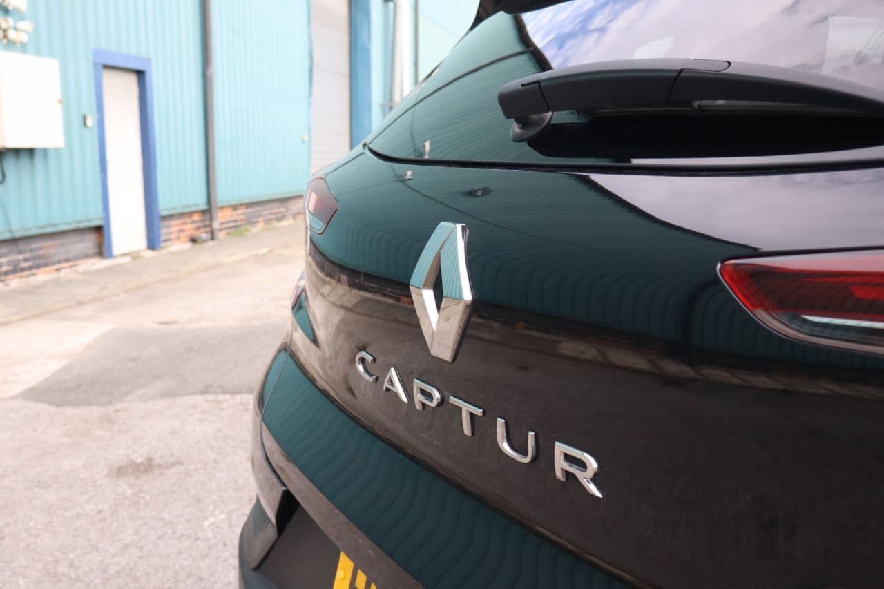 Renault Captur 1.5 Blue dCi Iconic — image 21