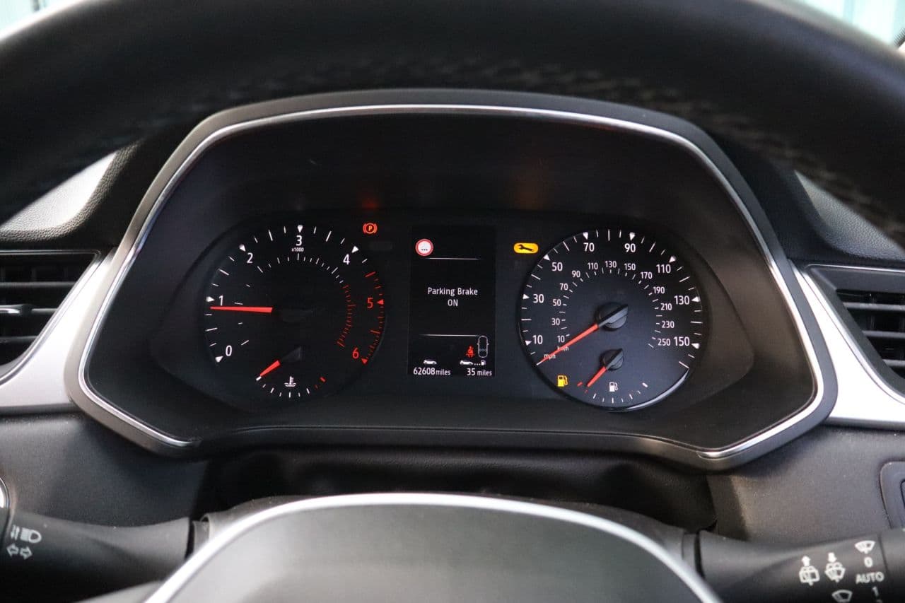 Renault Captur 1.5 Blue dCi Iconic — image 30