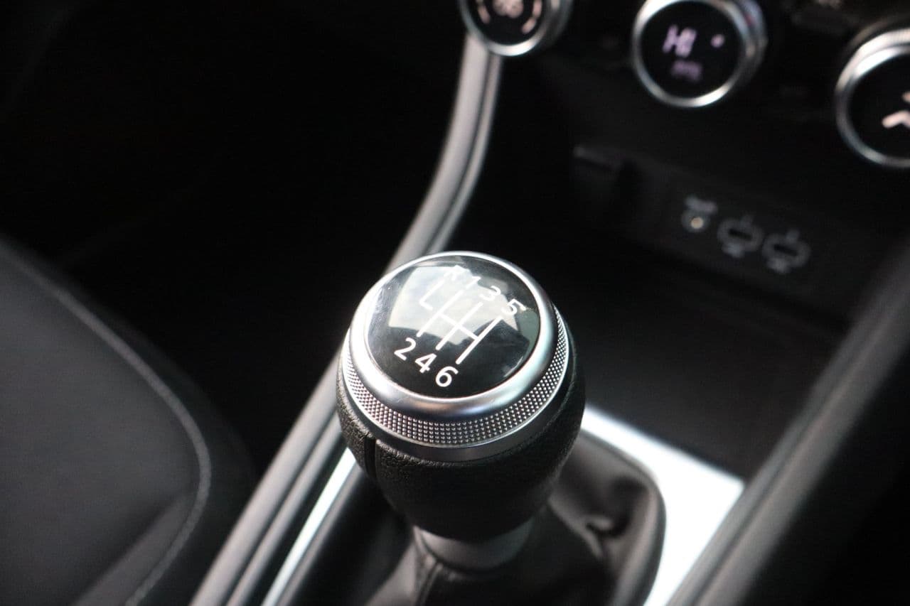 Renault Captur 1.5 Blue dCi Iconic — image 34