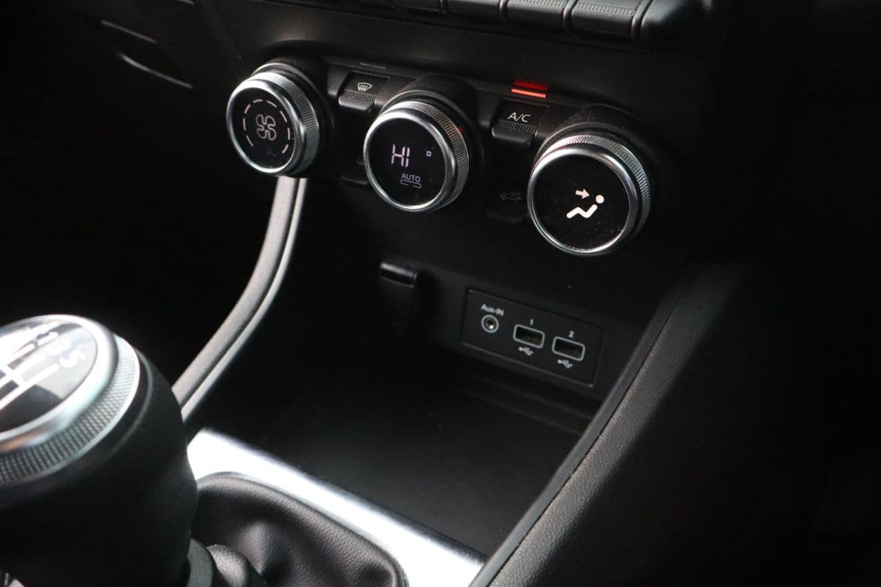Renault Captur 1.5 Blue dCi Iconic — image 38
