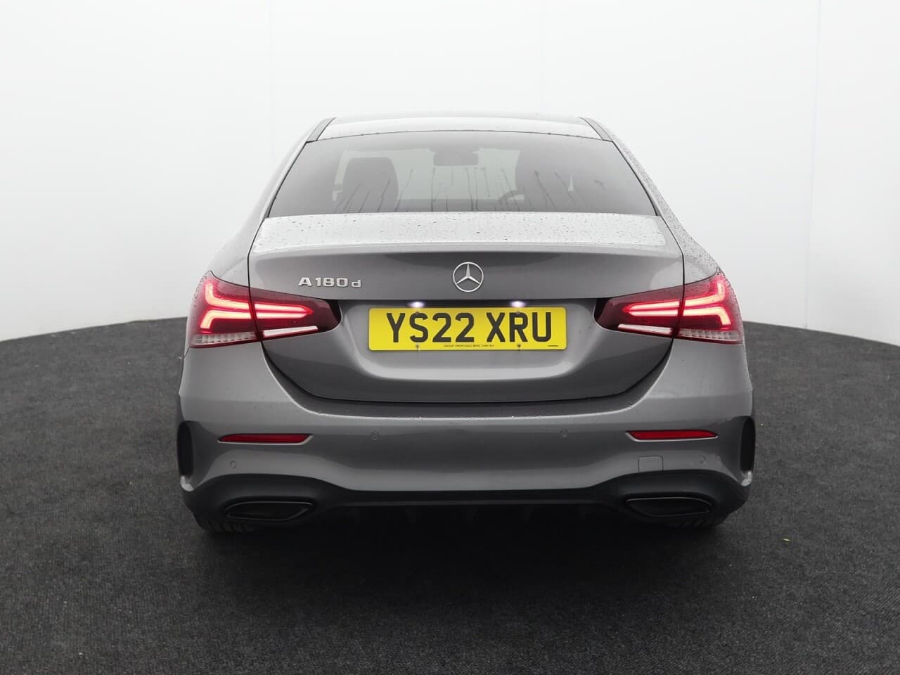 Mercedes-Benz A Class 2.0 A180d AMG Line Edition (Premium) — image 9