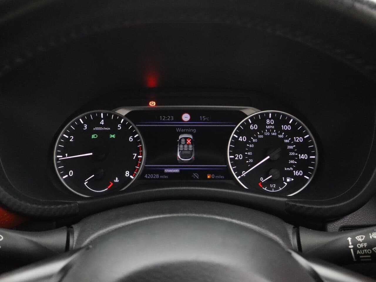 Nissan Juke 1.0 DIG-T Tekna+ — image 22