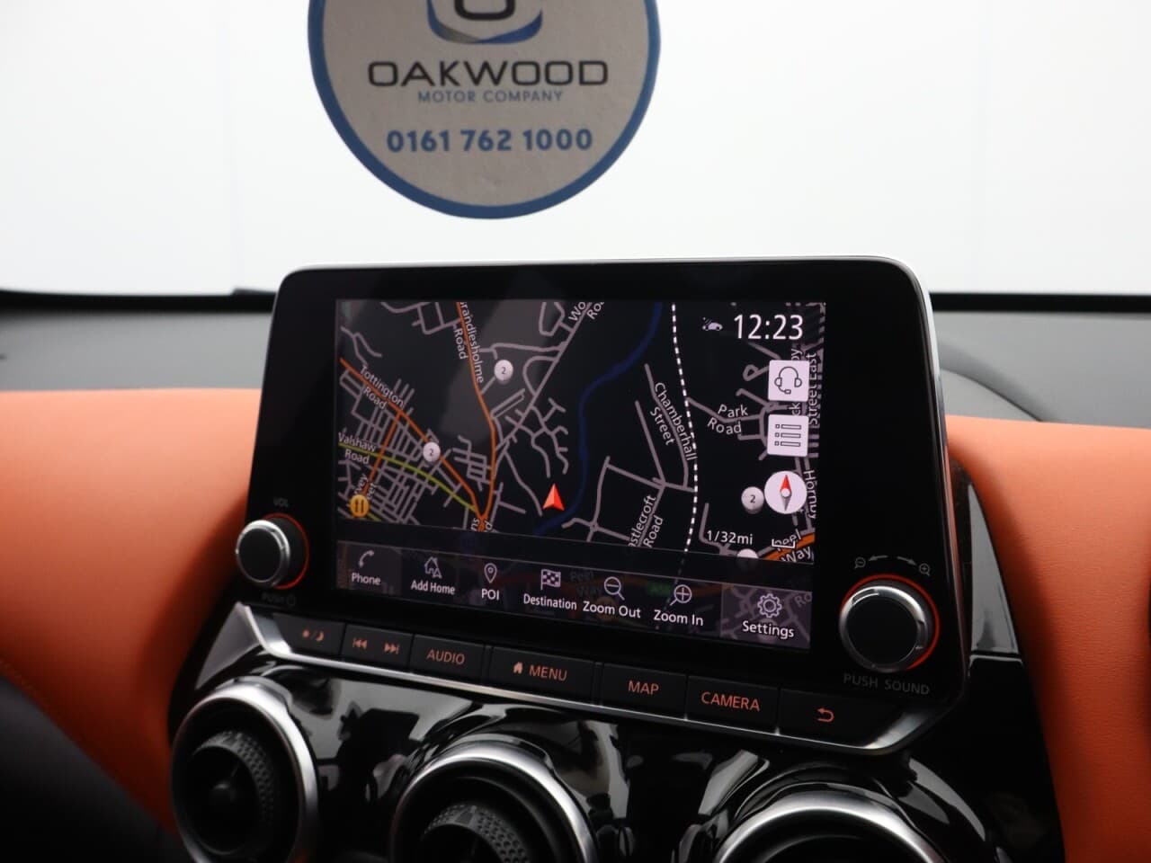 Nissan Juke 1.0 DIG-T Tekna+ — image 38