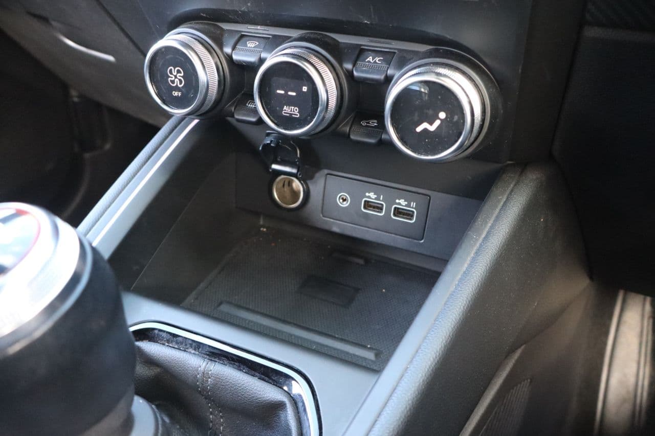 Renault Clio 1.0 TCe RS Line — image 26