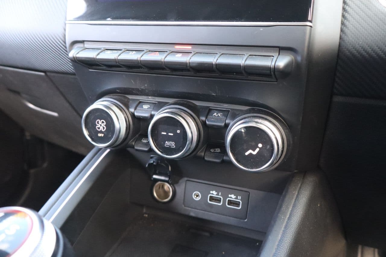 Renault Clio 1.0 TCe RS Line — image 27