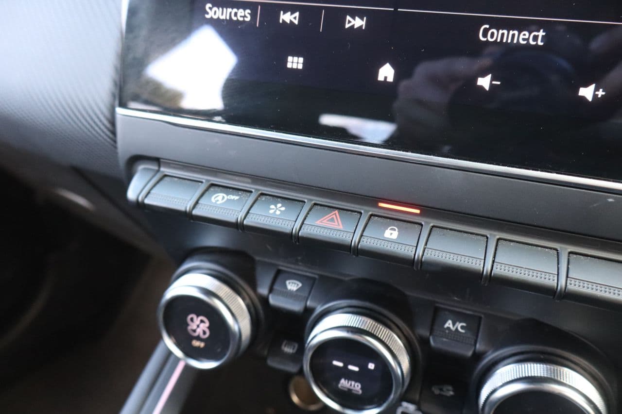 Renault Clio 1.0 TCe RS Line — image 28