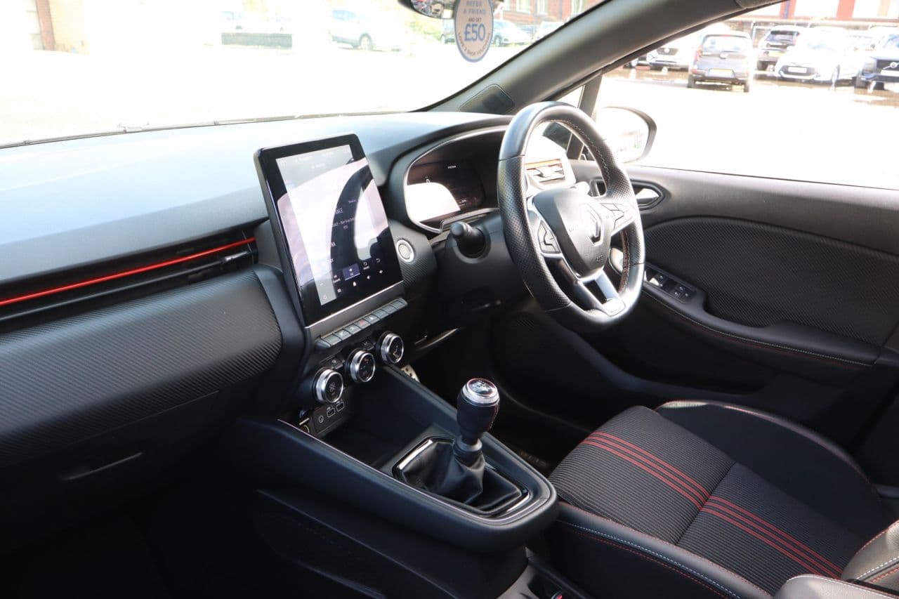 Renault Clio 1.0 TCe RS Line — image 40