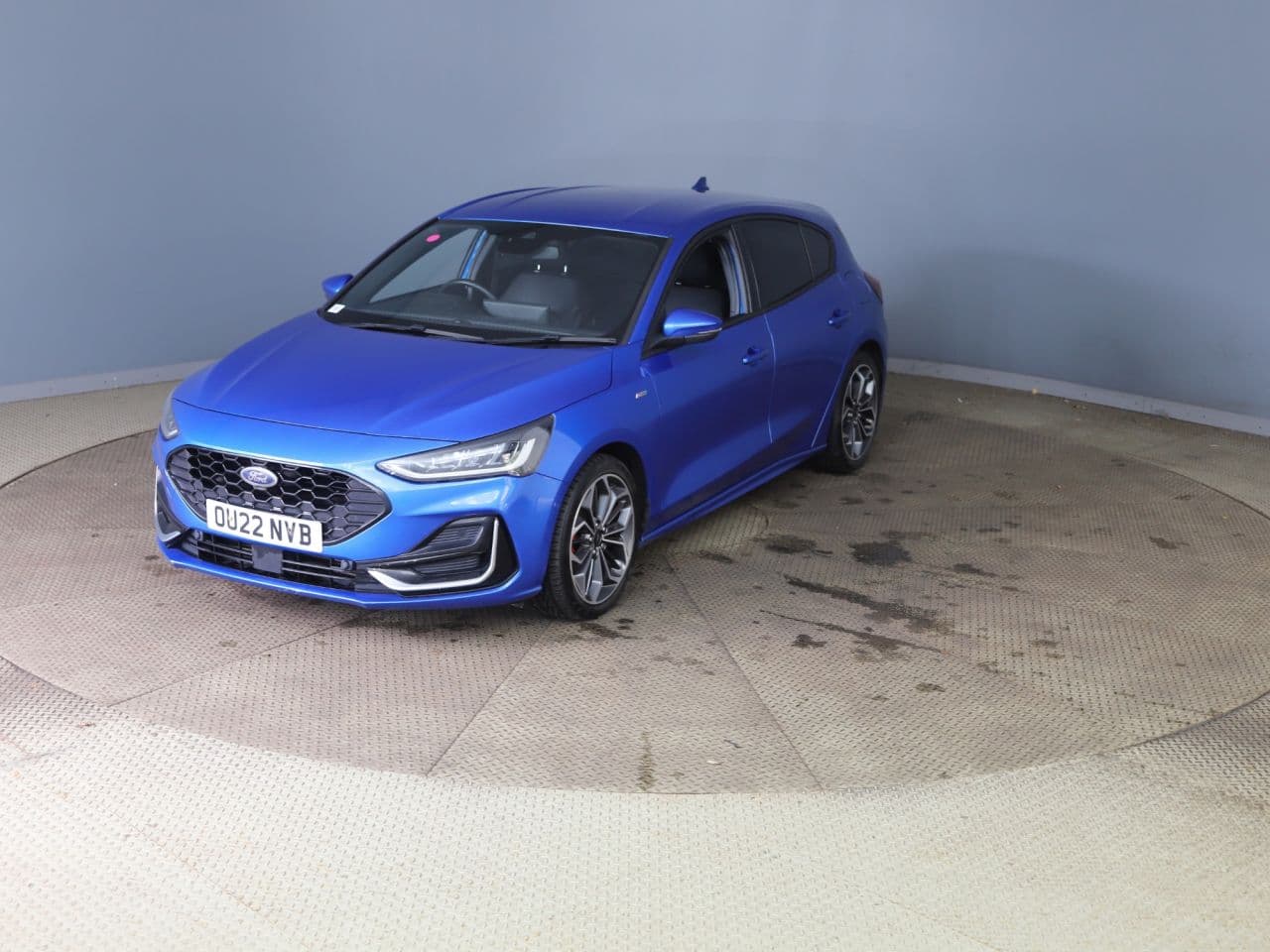 Ford Focus 1.0T EcoBoost ST-Line Vignale — image 4