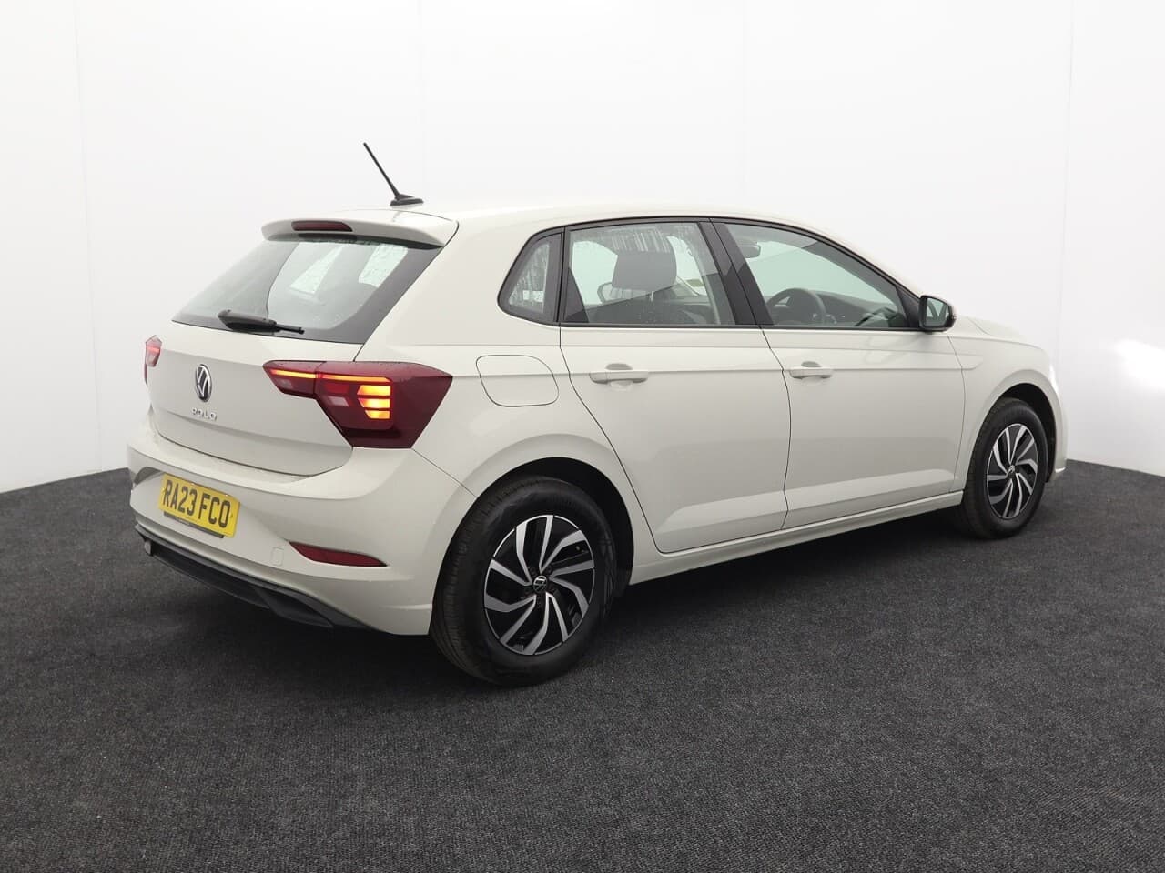 Volkswagen Polo 1.0 EVO Life — image 6