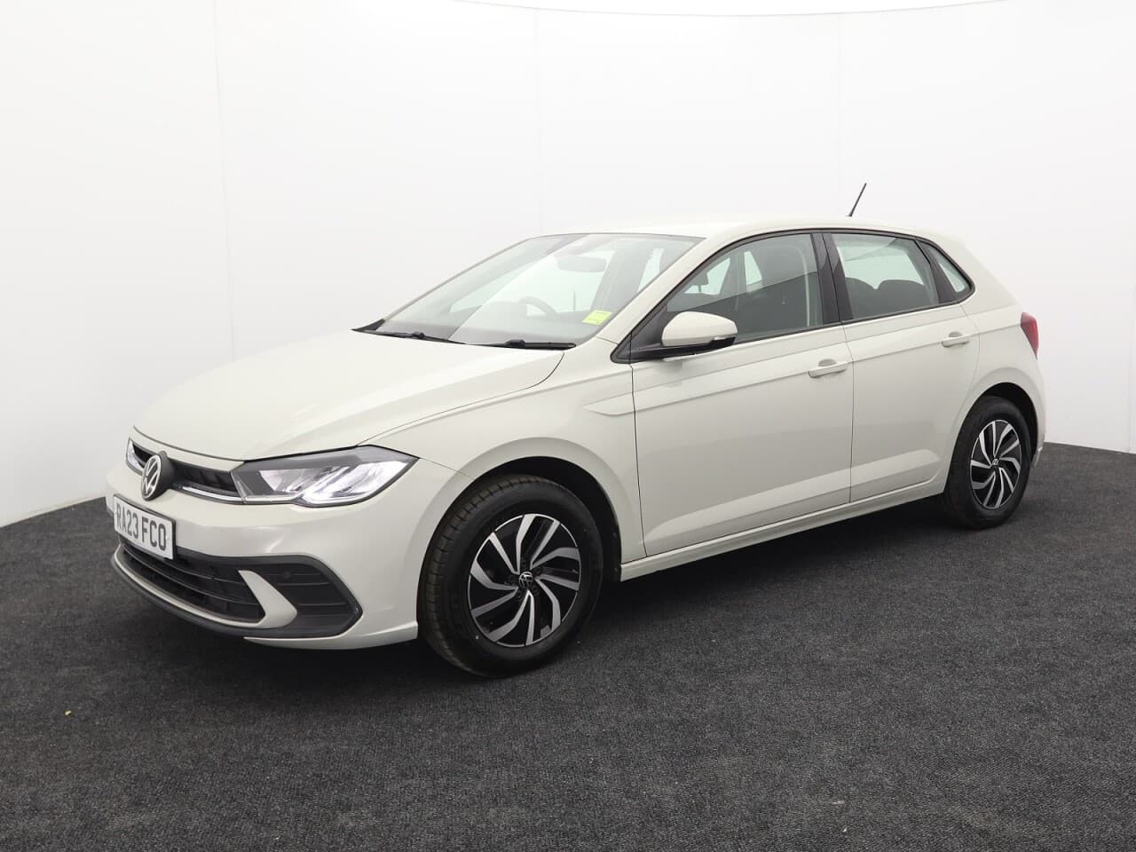 Volkswagen Polo 1.0 EVO Life — image 11