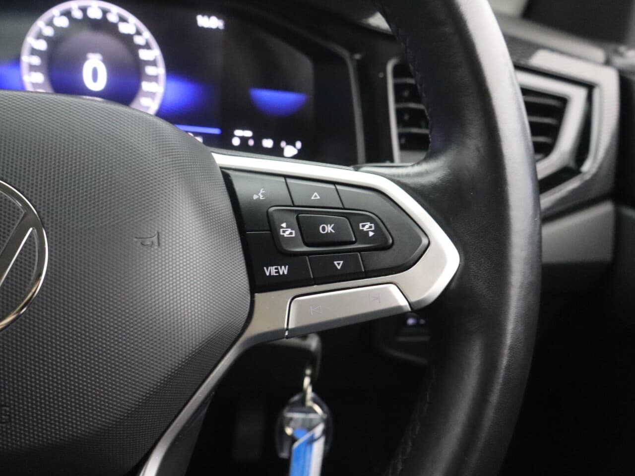 Volkswagen Polo 1.0 EVO Life — image 18