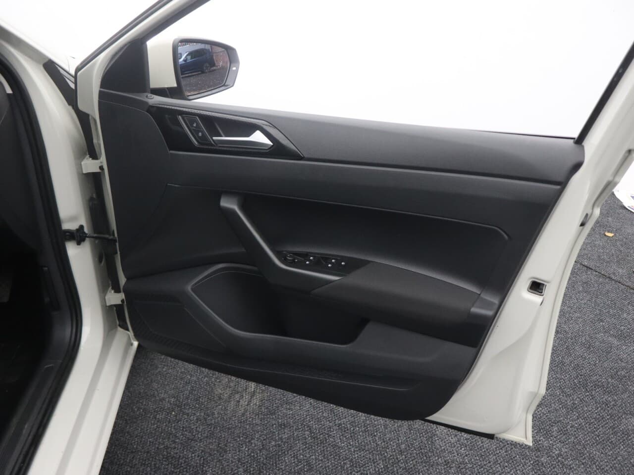 Volkswagen Polo 1.0 EVO Life — image 36