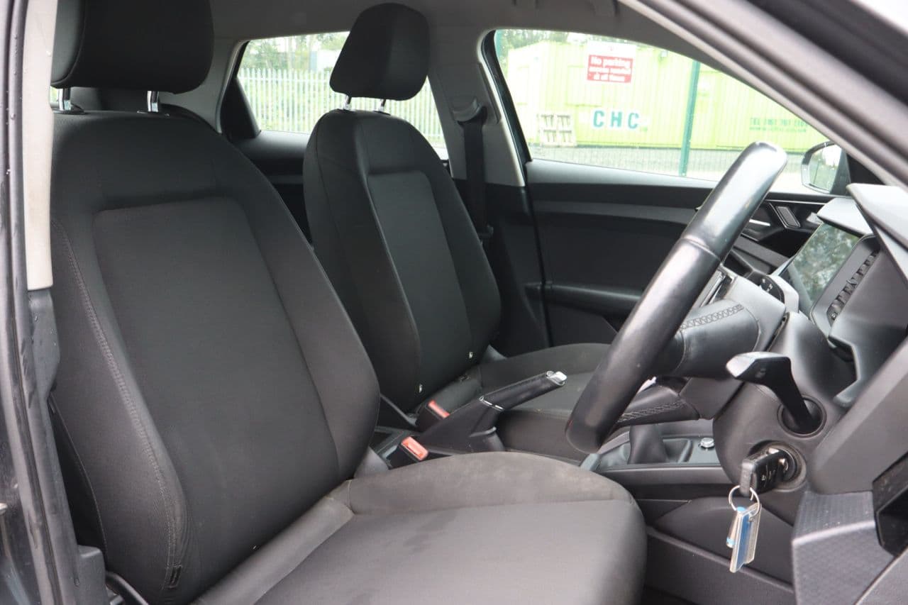 Audi A1 1.0 TFSI 25 Technik Sportback — image 7