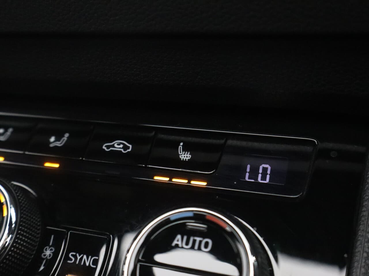 Skoda Karoq 1.5 TSI ACT SportLine — image 30