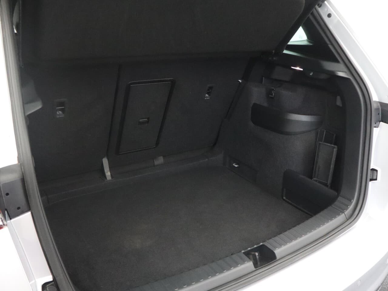 Skoda Karoq 1.5 TSI ACT SportLine — image 48