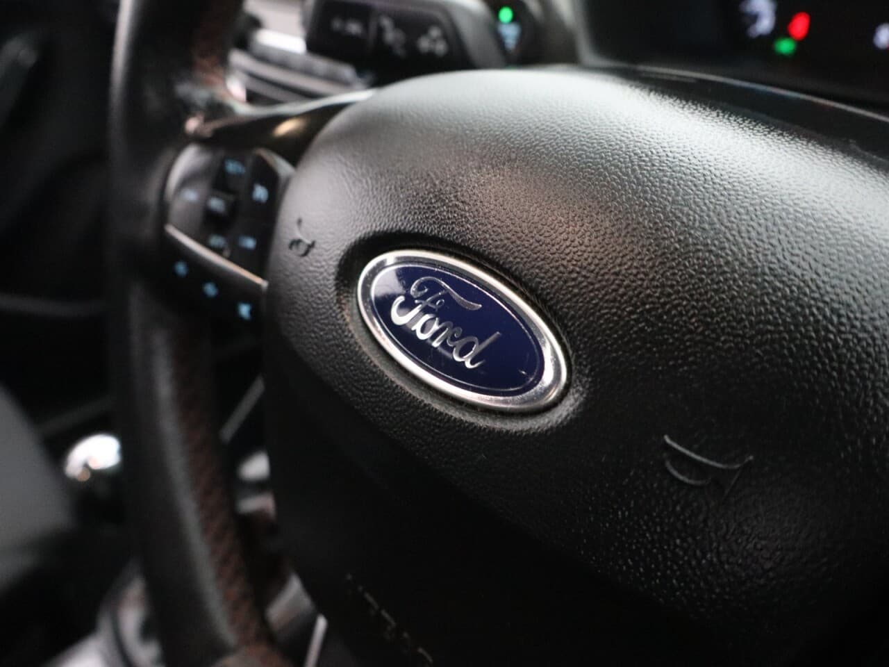 Ford Fiesta 1.0T EcoBoost MHEV ST-Line Edition — image 17