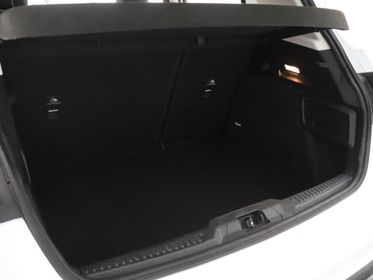 Ford Focus 1.5T EcoBoost Active X — image 51
