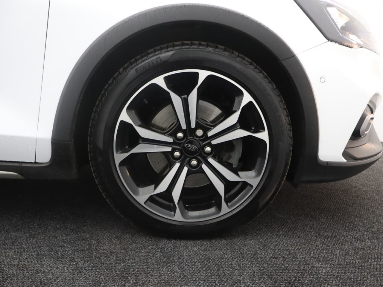 Ford Focus 1.5T EcoBoost Active X — image 55