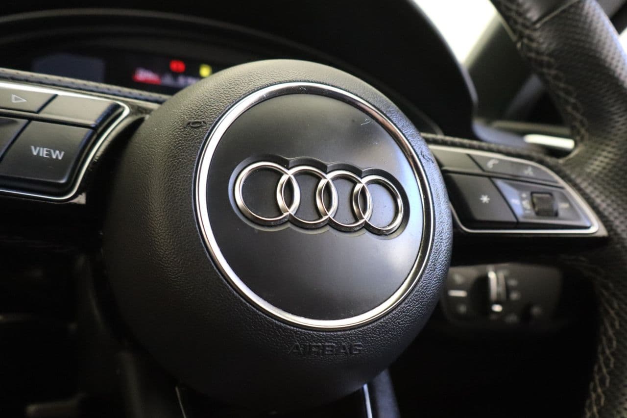 Audi A4 2.0 TFSI 35 Black Edition — image 18