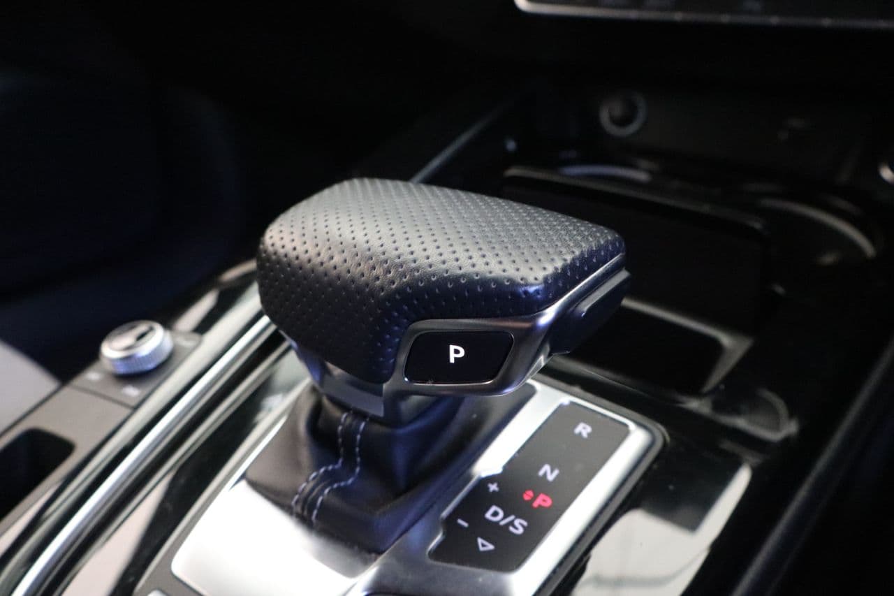 Audi A4 2.0 TFSI 35 Black Edition — image 23