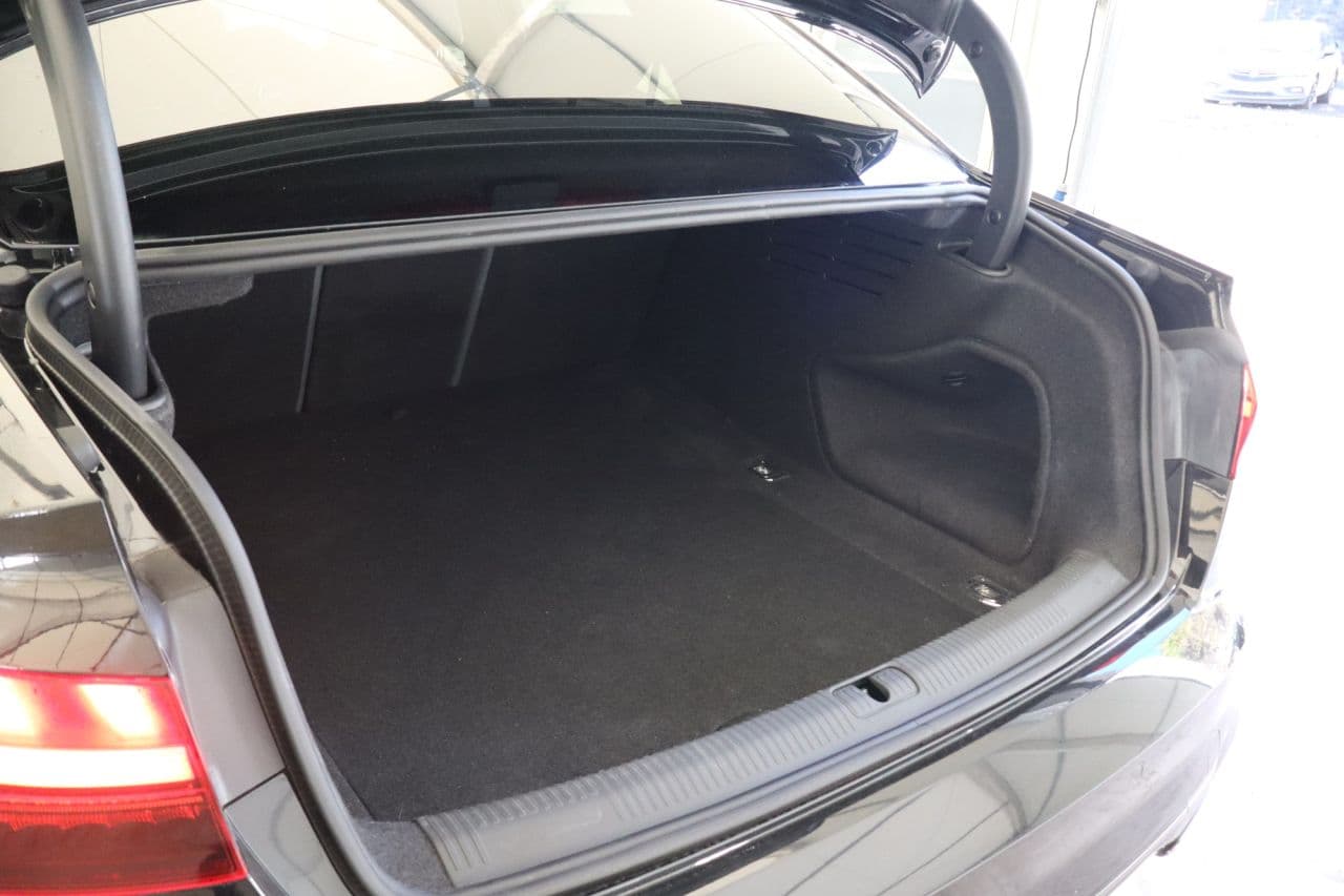 Audi A4 2.0 TFSI 35 Black Edition — image 45