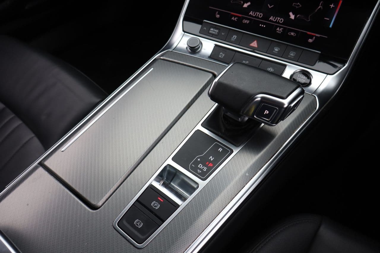 Audi A6 Saloon 2.0 TDI 40 Sport (Technology Pack + Comfort & Sound) — image 23