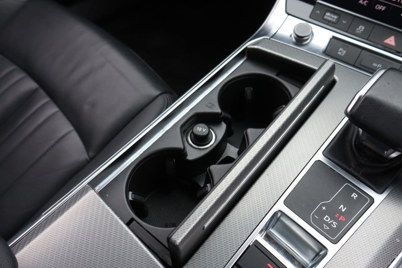 Audi A6 Saloon 2.0 TDI 40 Sport (Technology Pack + Comfort & Sound) — image 26