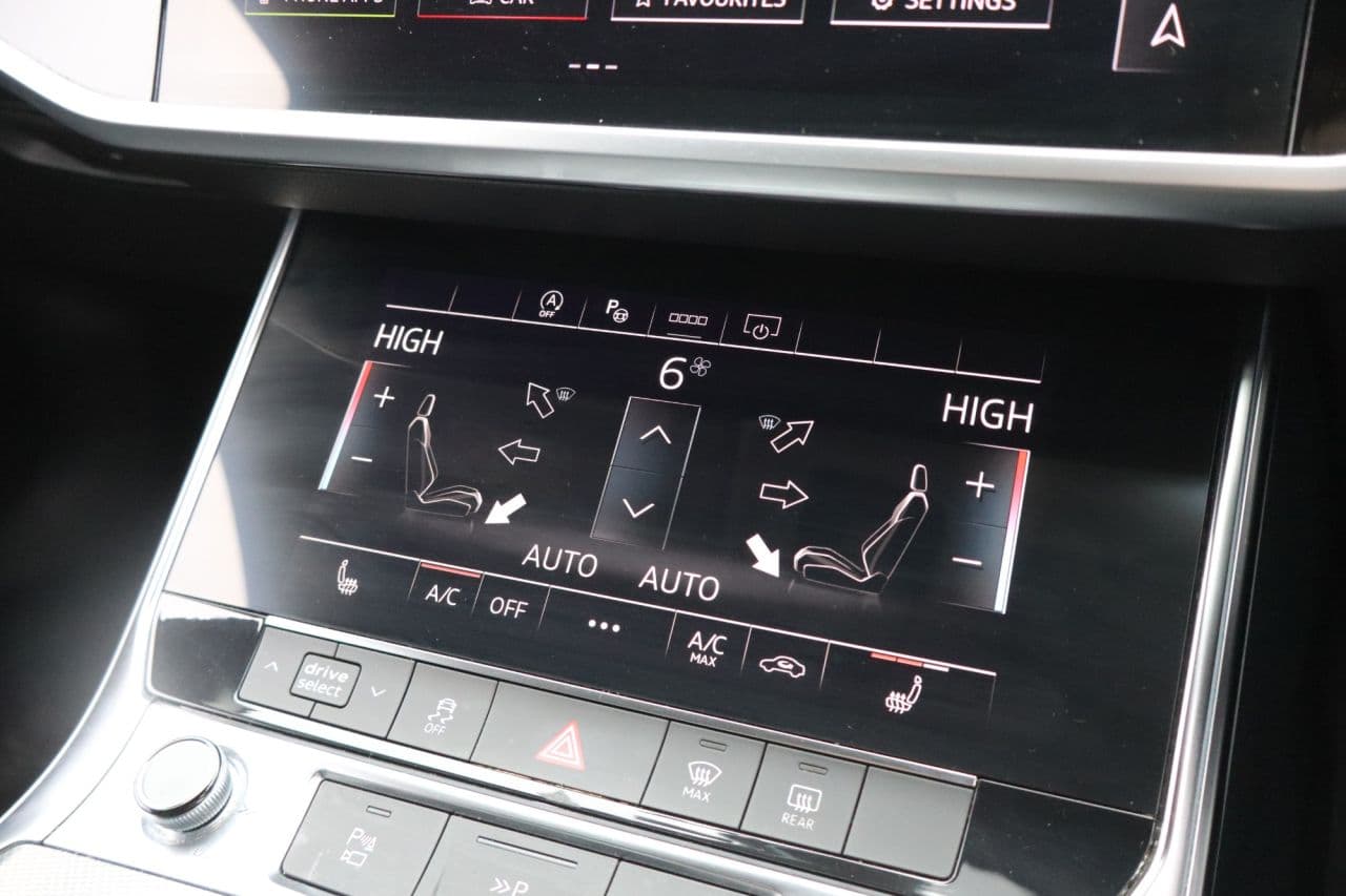 Audi A6 Saloon 2.0 TDI 40 Sport (Technology Pack + Comfort & Sound) — image 28