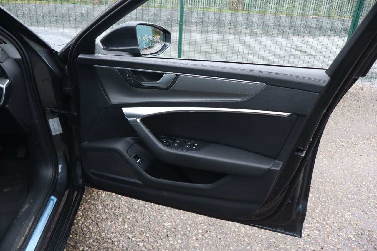 Audi A6 Saloon 2.0 TDI 40 Sport (Technology Pack + Comfort & Sound) — image 46