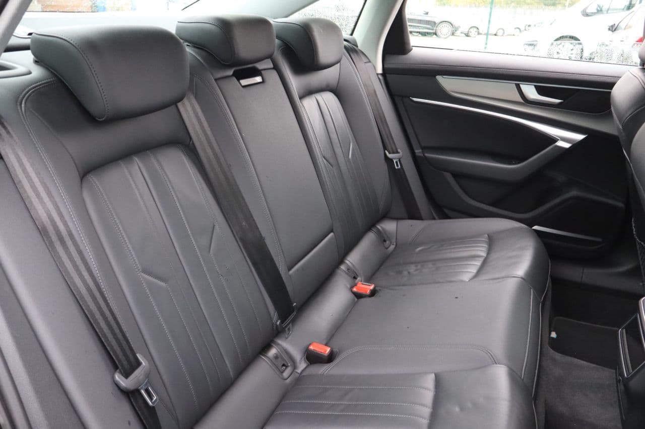 Audi A6 Saloon 2.0 TDI 40 Sport (Technology Pack + Comfort & Sound) — image 43