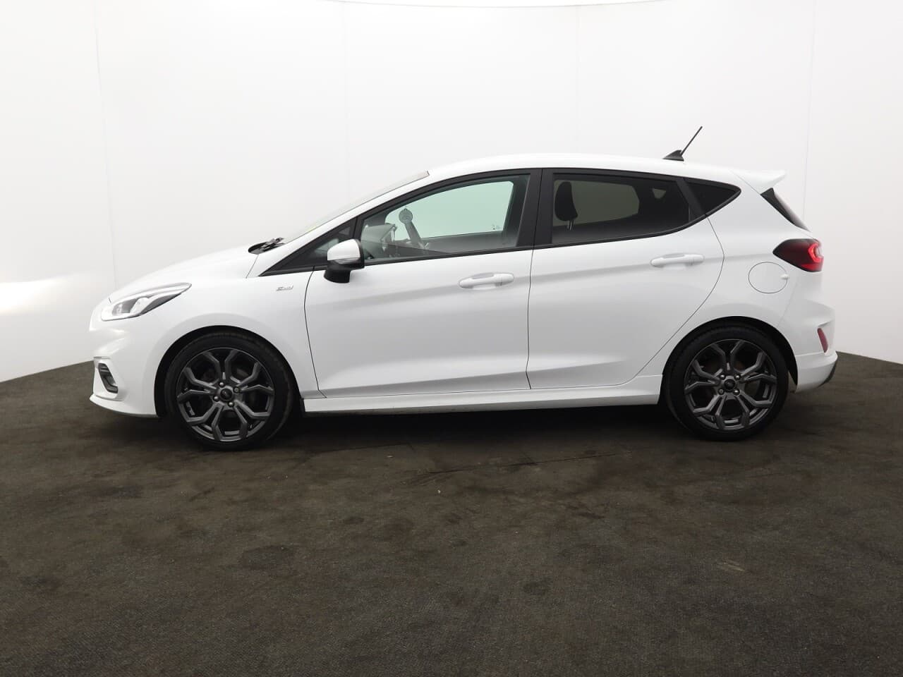 Ford Fiesta 1.0T EcoBoost MHEV ST-Line Edition — image 6